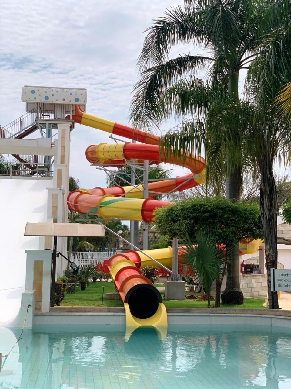 L'Acqua Diroma - Suites Confortaveis - Diversao Garantida - Piscina De Ondas Exclusiva Caldas Novas Luaran gambar
